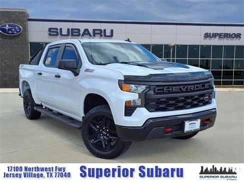 Used 2022 Chevrolet Silverado 1500 Custom Trail Boss w/ LPO, Dark Essentials Package image 1