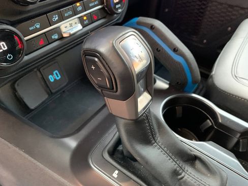 Used 2024 Ford Bronco Black Diamond w/ Sasquatch Package AWD/4WD image 23