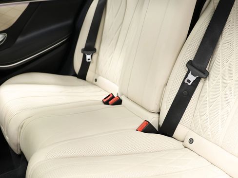 Used 2015 Mercedes-Benz S 63 AMG 4MATIC Sedan image 53