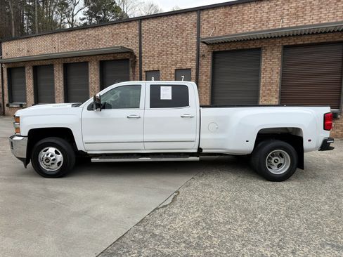 Used 2019 Chevrolet Silverado 3500 LTZ w/ Duramax Plus Package image 3