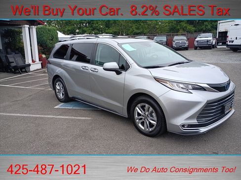 Used 2023 Toyota Sienna Limited AWD/4WD image 3