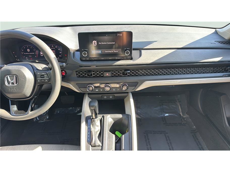 Used 2023 Honda Accord LX image 17