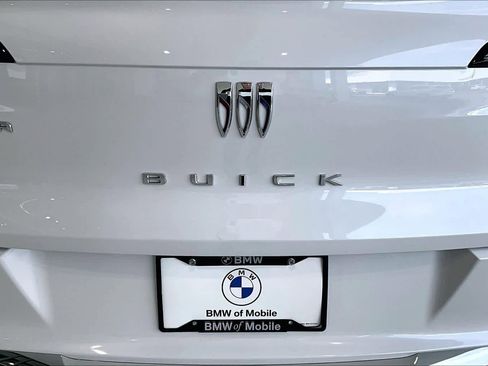 Used 2025 Buick Envista Avenir FWD image 30