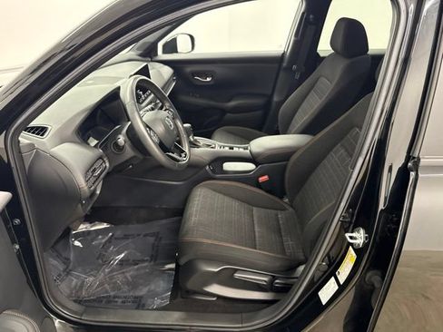 Used 2024 Honda HR-V Sport image 13