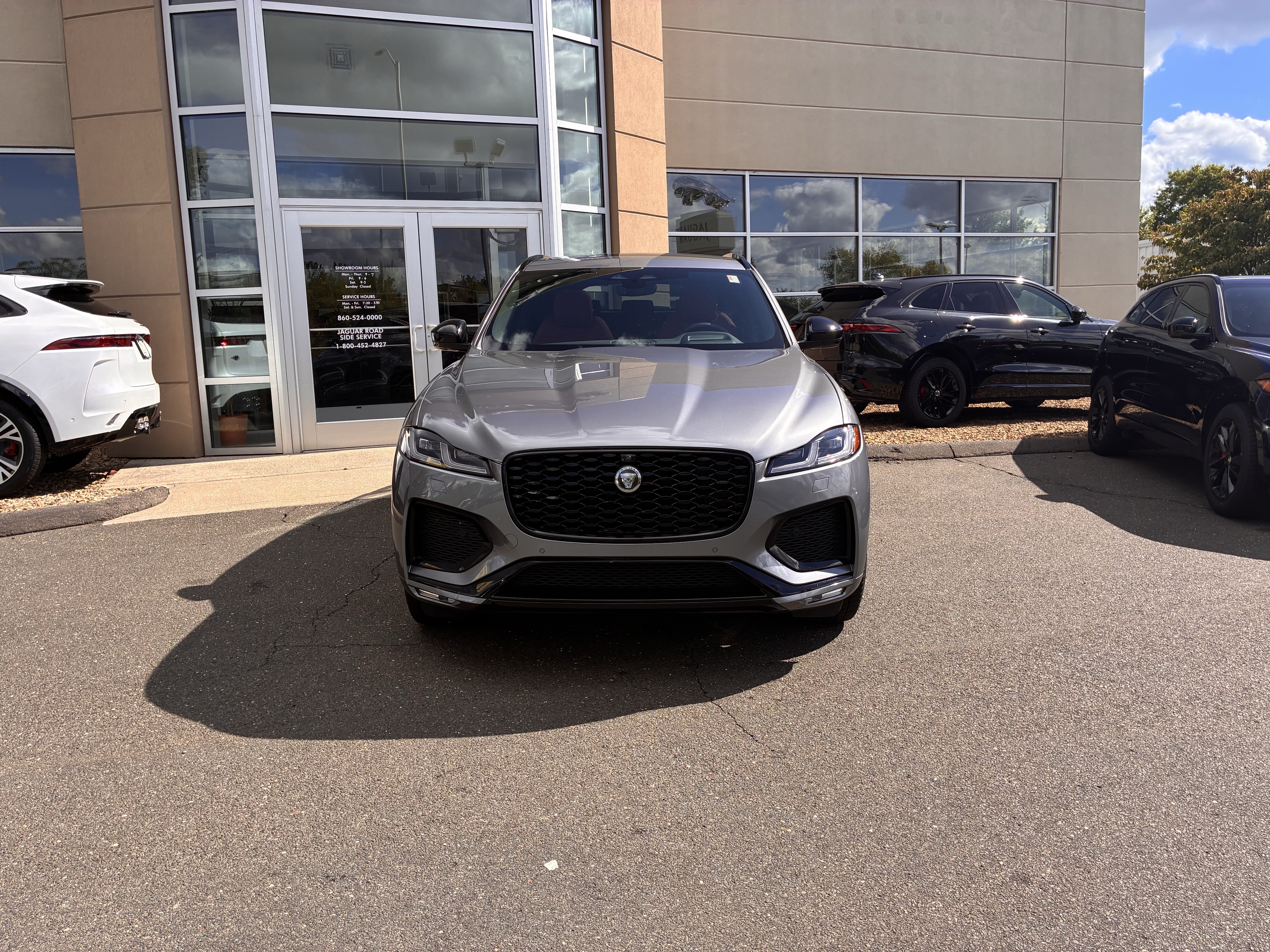 Used 2026 Jaguar F-PACE R-Dynamic S AWD/4WD image 3