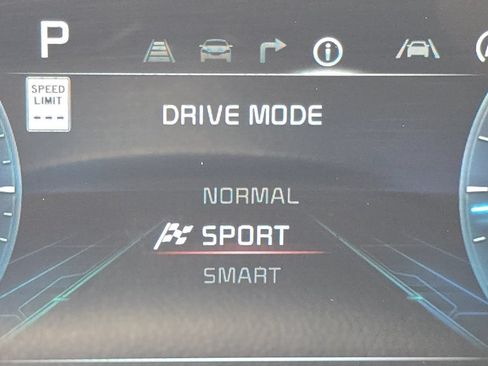 Used 2025 Kia Seltos EX AWD/4WD image 35