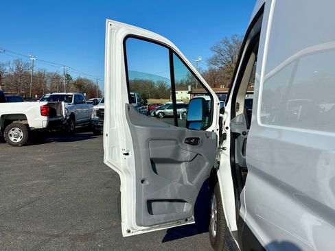 Used 2019 Ford Transit 150 148 Medium Roof image 14