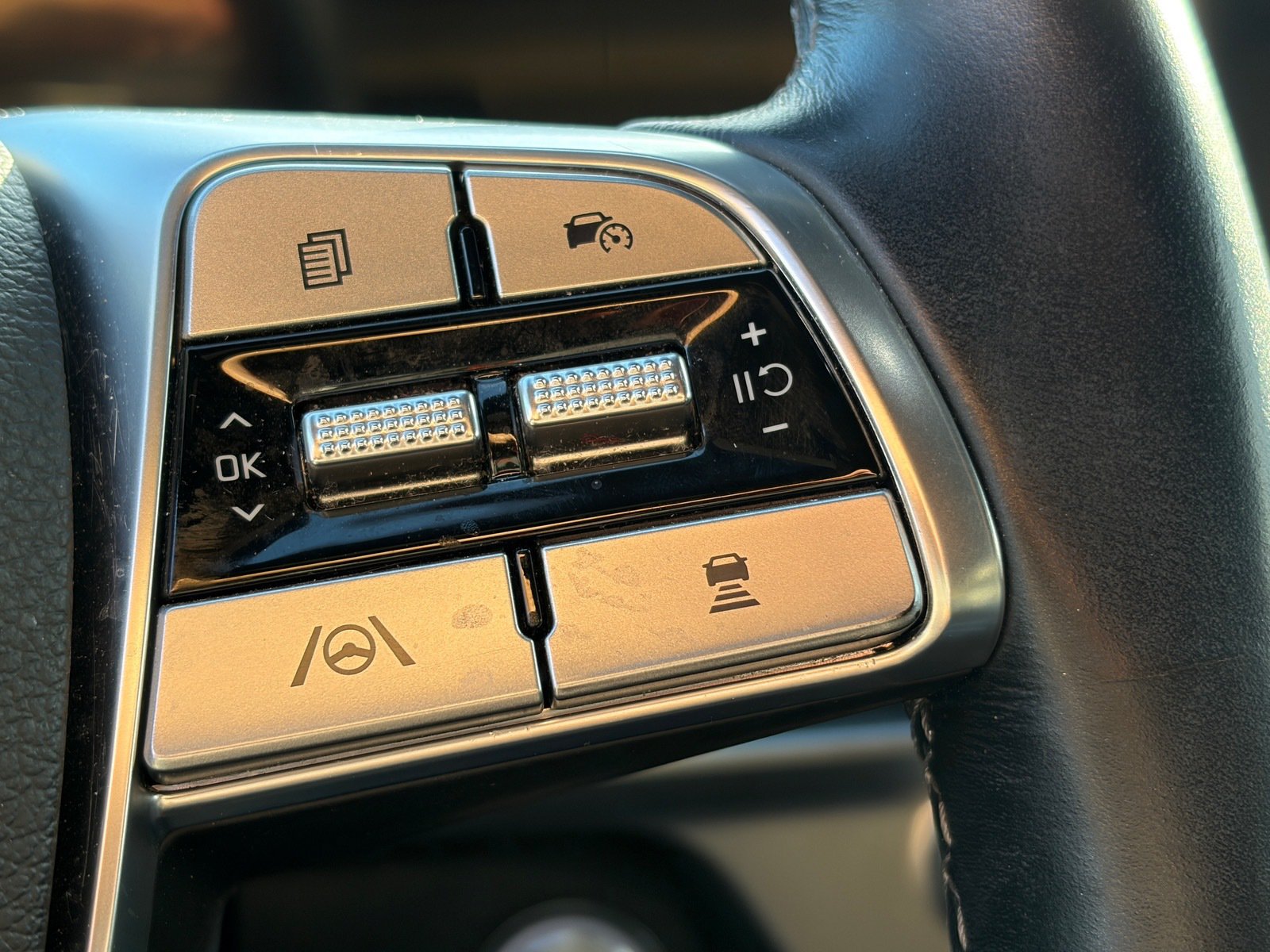 Certified 2023 Kia Telluride EX X-Line AWD/4WD image 12