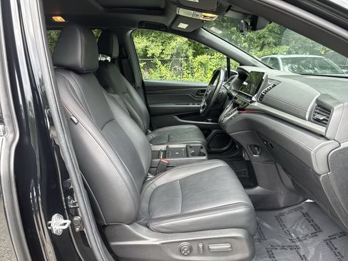 Used 2025 Honda Odyssey Sport-L image 27