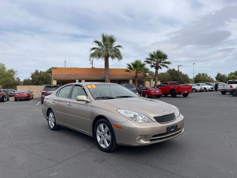 Used 2005 Lexus ES 330 FWD image 7