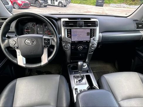 Used 2023 Toyota 4Runner SR5 Premium w/ Moonroof Package AWD/4WD image 14