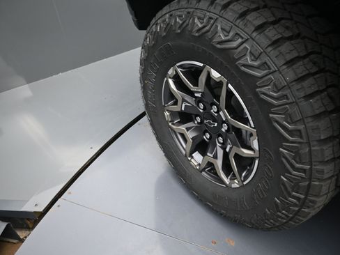 New 2026 Chevrolet Colorado ZR2 AWD/4WD image 32