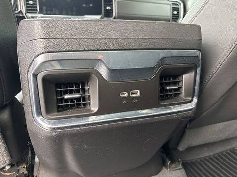 Used 2023 Chevrolet Silverado 1500 LTZ AWD/4WD image 15