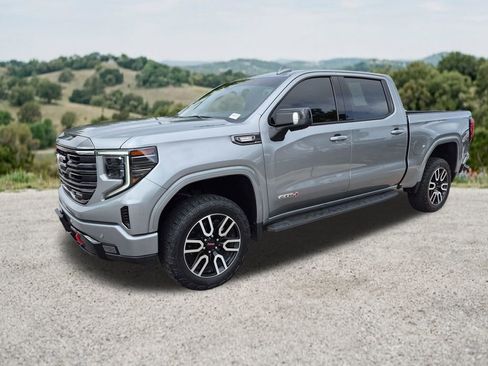 Used 2024 GMC Sierra 1500 AT4 w/ Technology Package AWD/4WD image 3