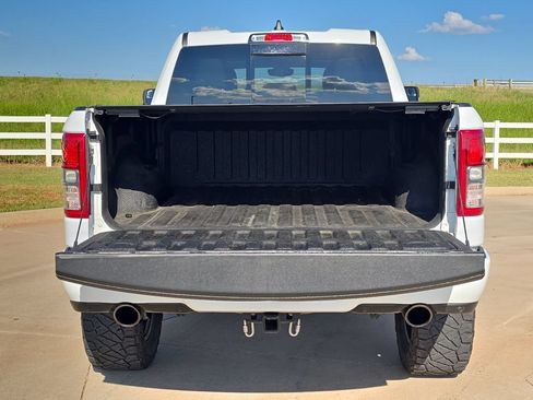 Used 2022 RAM 1500 Big Horn w/ Night Edition AWD/4WD image 12