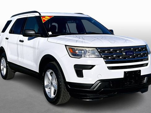 Used 2018 Ford Explorer Base image 10