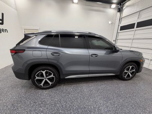 Used 2026 Volkswagen Tiguan SE w/ Panoramic Sunroof Package AWD/4WD image 7