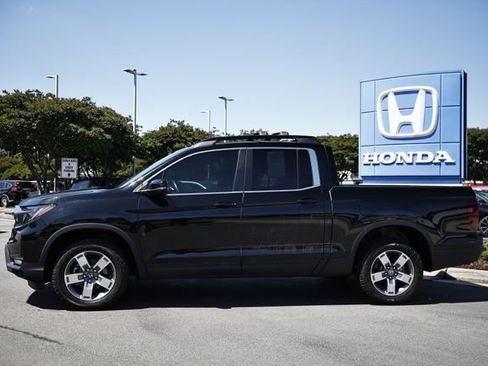 Certified 2024 Honda Ridgeline RTL image 4