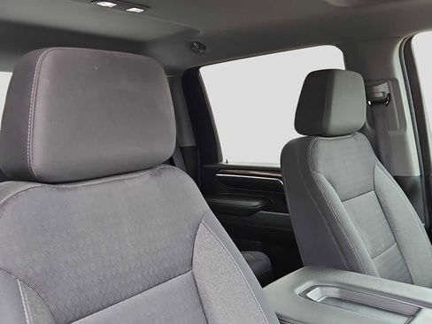 Used 2024 Chevrolet Silverado 2500 LT image 17