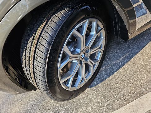 New 2026 BMW X7 xDrive40i w/ Executive Package image 35