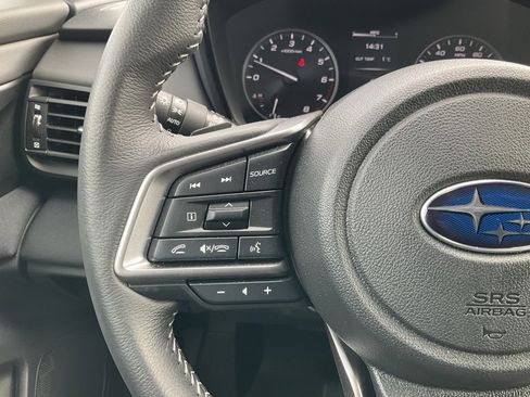 Used 2025 Subaru Outback Premium image 5