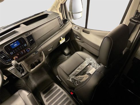 New 2025 Ford Transit 250 148 Medium Roof w/ Load Area Protection Package image 20