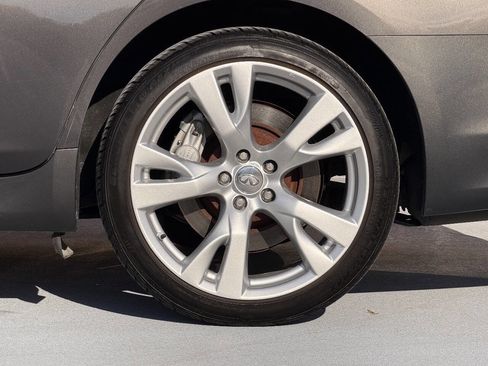 Used 2015 INFINITI Q70 L 3.7 image 6