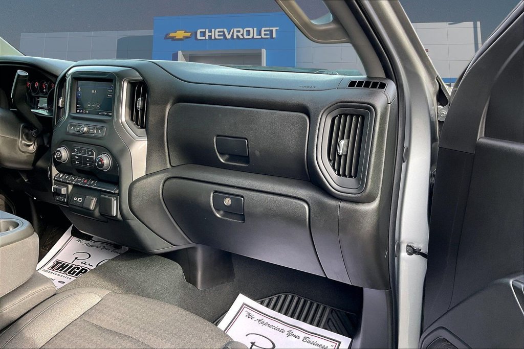 Used 2024 Chevrolet Silverado 2500 Custom w/ Custom Value Package AWD/4WD image 30