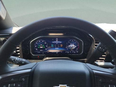 Used 2024 Chevrolet Silverado 2500 High Country w/ High Country Premium Package AWD/4WD image 26