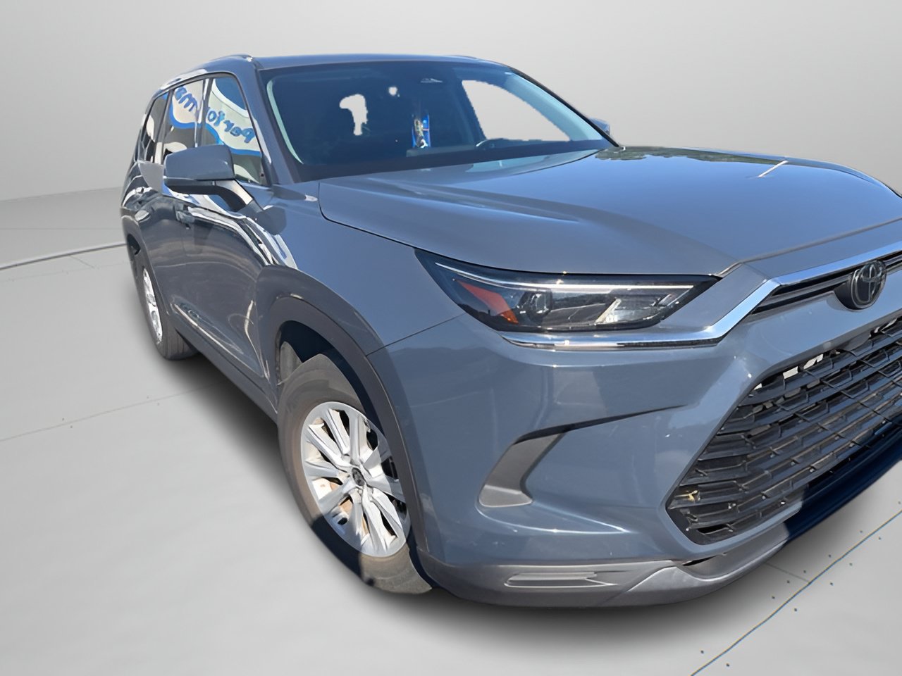 Used 2024 Toyota Grand Highlander AWD image 5