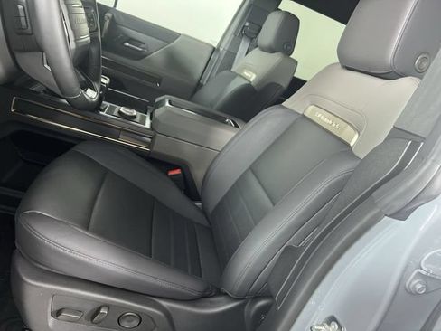 Used 2024 GMC Hummer EV 2X AWD/4WD image 20