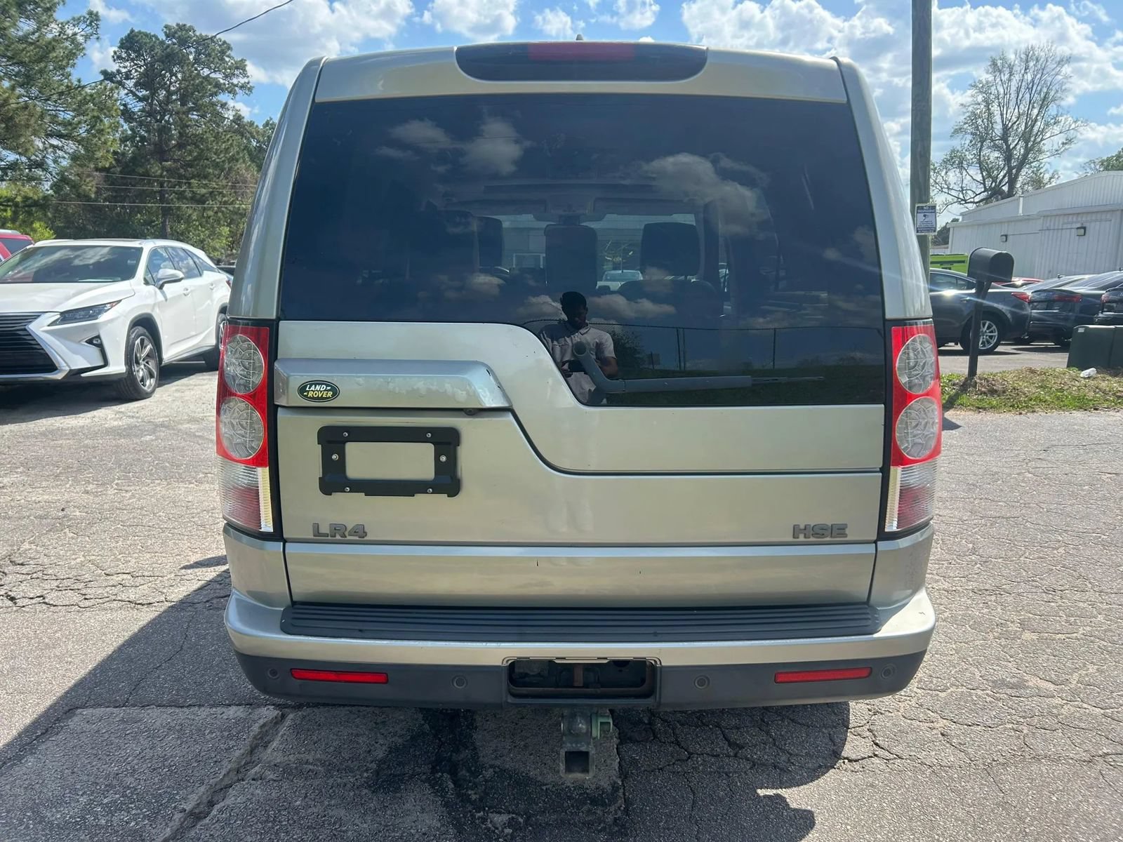 Used 2010 Land Rover LR4 HSE LUX AWD/4WD image 6