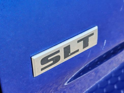 Used 2016 RAM 1500 Classic SLT image 11