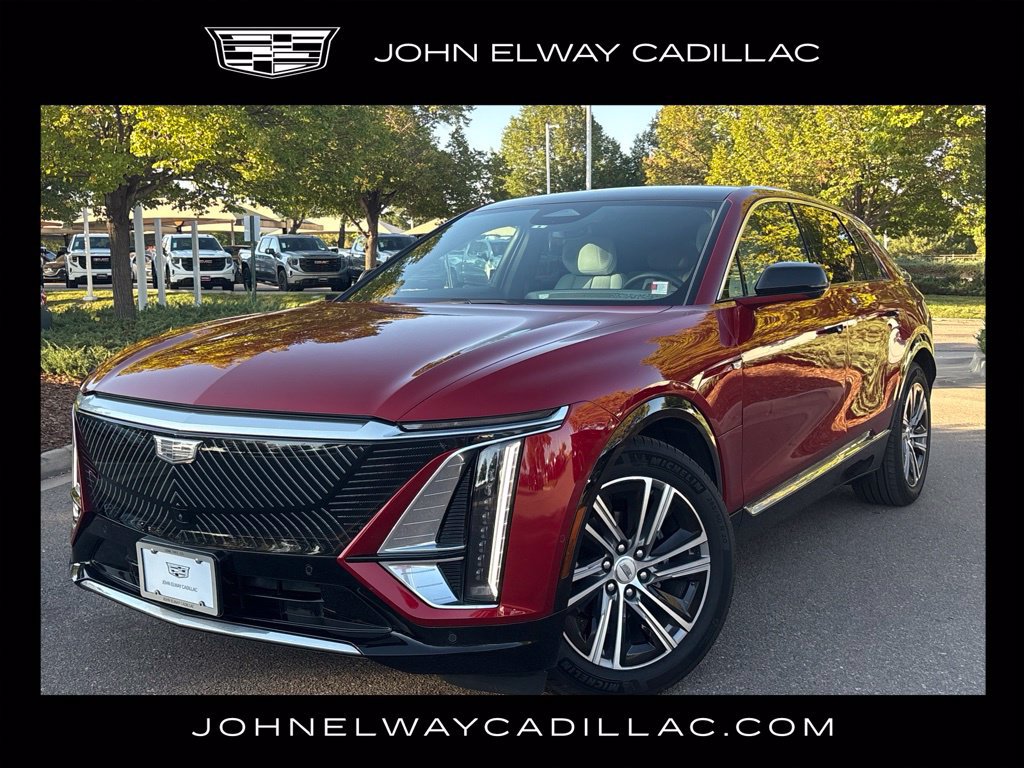 Used 2024 Cadillac Lyriq Luxury AWD/4WD image 1