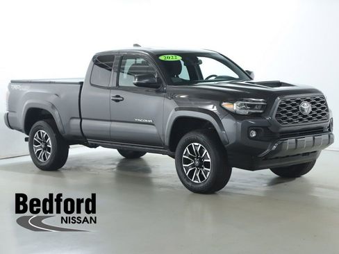 Used 2022 Toyota Tacoma TRD Sport image 1