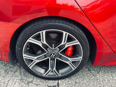 Used 2018 Kia Stinger GT2 AWD/4WD image 23