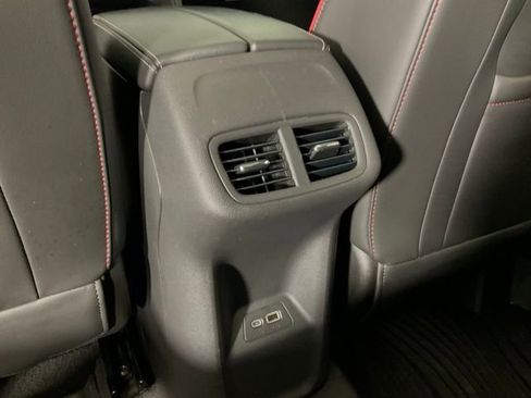 Used 2023 Buick Envision Essence w/ Sport Touring Package AWD/4WD image 23