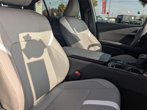 Certified 2025 Toyota Camry SE image 34