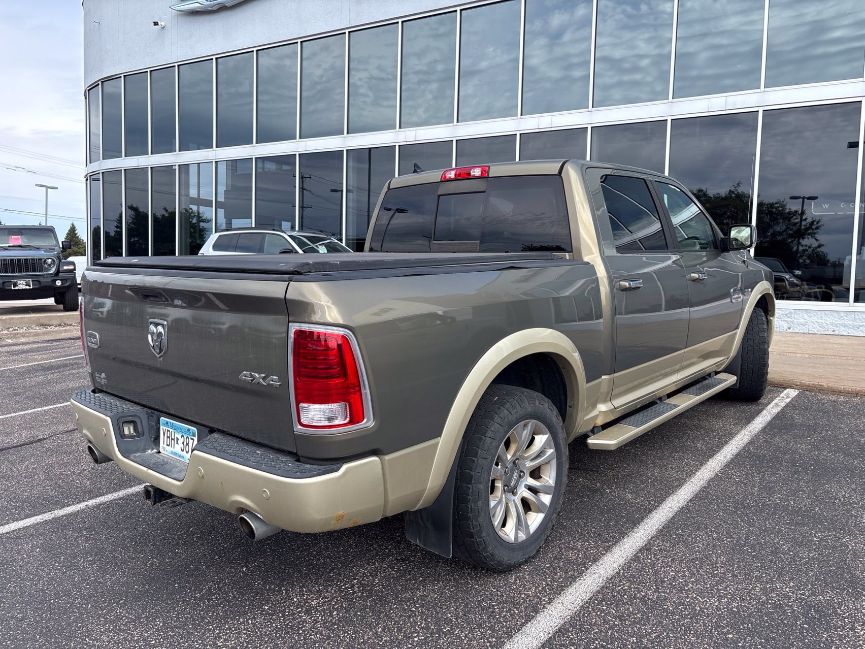 Used 2015 RAM 1500 Laramie Longhorn w/ Convenience Group AWD/4WD image 3