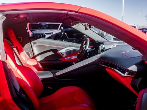 Used 2021 Chevrolet Corvette Stingray Premium Cpe w/ Z51 Performance Package image 36