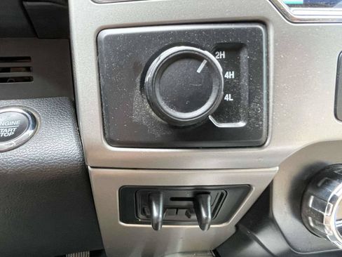 Used 2022 Ford F350 Lariat w/ Lariat Ultimate Package AWD/4WD image 25