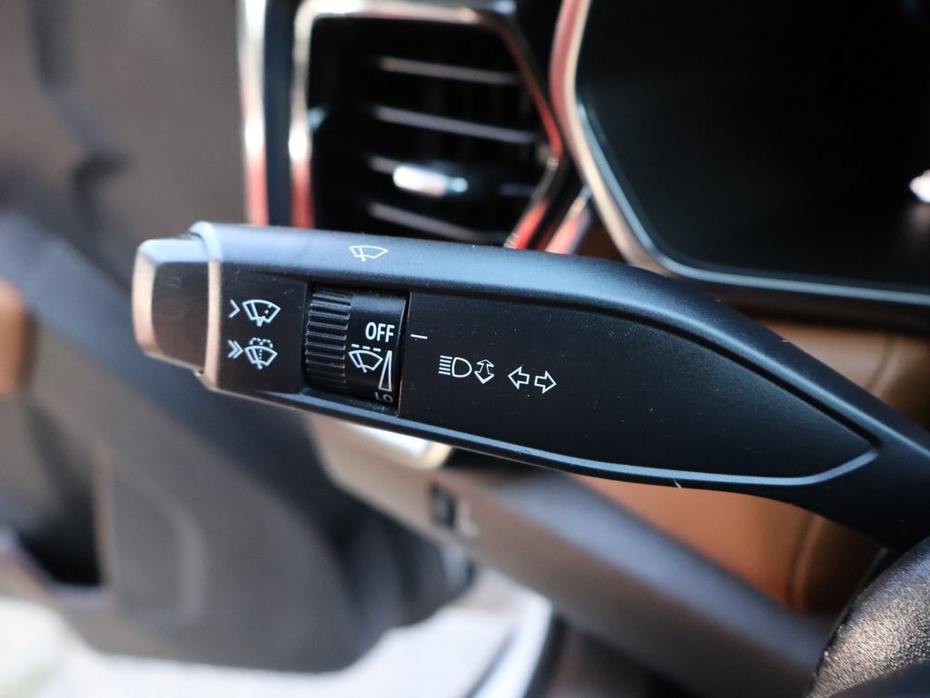 Certified 2024 GMC Canyon AT4 AWD/4WD image 29