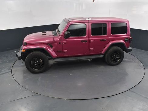 Used 2021 Jeep Wrangler Unlimited Sahara image 35