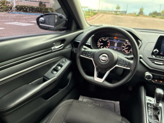 Used 2020 Nissan Altima 2.5 S AWD/4WD image 21