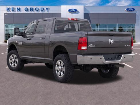 Used 2017 RAM 2500 Big Horn AWD/4WD image 6