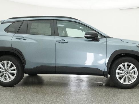 New 2026 Toyota Corolla Cross LE FWD image 6