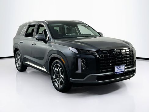 Used 2023 Hyundai Palisade SEL w/ Cargo Package image 3