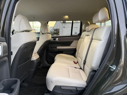 Used 2025 Hyundai Santa Fe SEL image 27