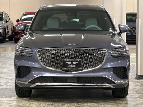 New 2026 Genesis GV70 2.5T Advanced AWD/4WD image 9