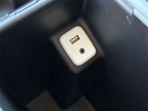 Used 2018 Chevrolet Colorado W/T image 24